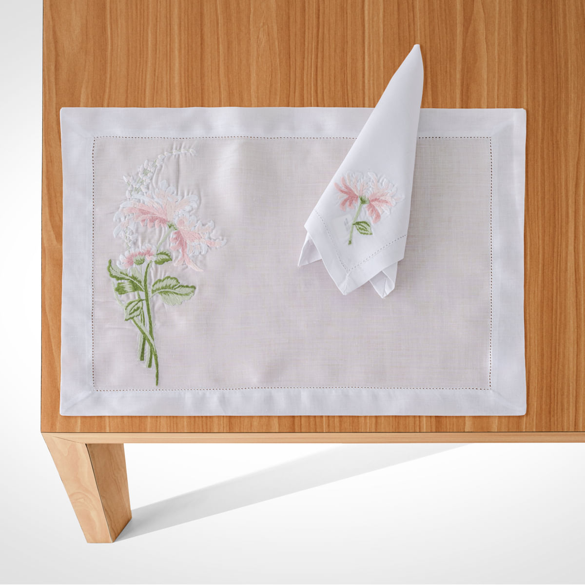 02 06 0129 Jg Americano Versailles.jpg